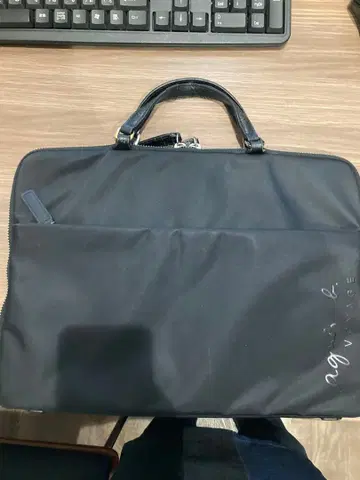 아네스베 블랙 나일론 비즈니스 백