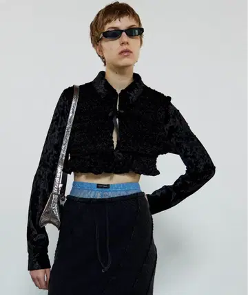 MAISON SPECIAL 셔링 벨로아 리본 블라우스