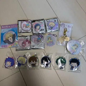 산리오 남자 캔뱃지 아크릴 키링 러버 스트랩