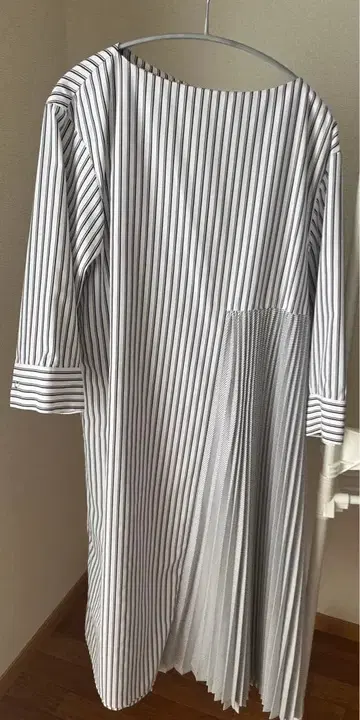 ELENDEEK 스트라이프 셔츠 원피스 플리츠 원피스