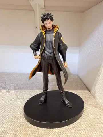 원피스 트라팔가 로 피규어