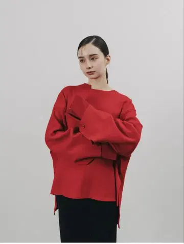 UNOF LAYERED KNIT TOPS