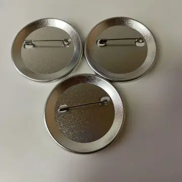 중고품 메탈제 원형 핀 배지 3세트 13-550