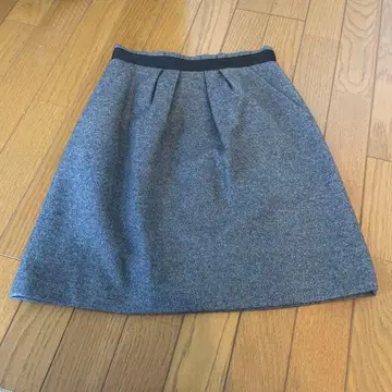 그레이 플레어 스커트 S2 사이즈