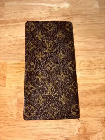 모노그램 장지갑