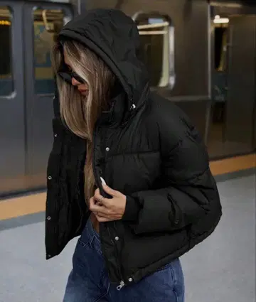 미사용 새상품 SHEIN 다운 자켓 블랙 후드 탈부착 가능