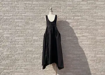 새상품 에이프런 원피스 SM2