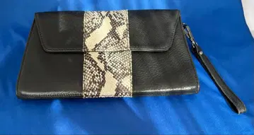 미사용 새상품 소가죽:뱀가죽 클러치백