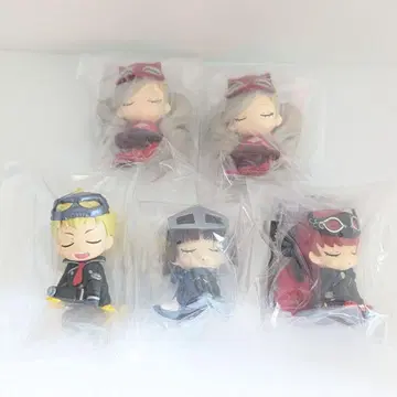 어깨 쿵 Fig. 페르소나 5 더 로얄 가챠 5종 세트