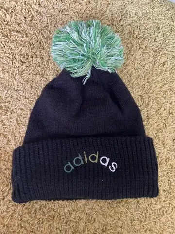 adidas 폼폼 포함 니트 모자 프리 사이즈