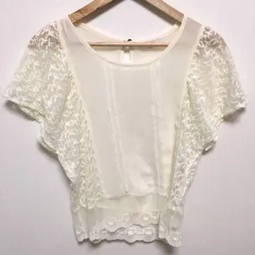 레이스 상의 반팔 튤 비침 귀여운 페미닌 스타일리시