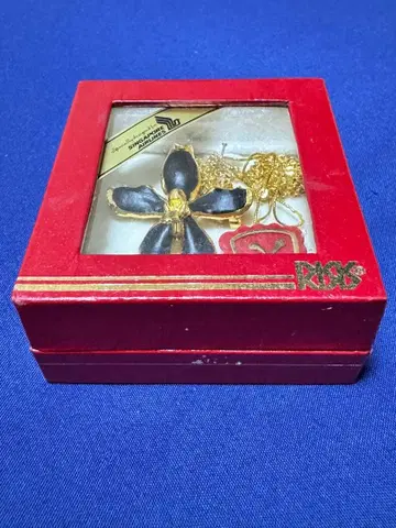 블랙 꽃 펜던트 목걸이