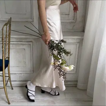 [ 새상품급 ] CHENE DE MAISON 새틴 머메이드 스커트