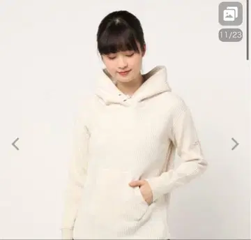 쓰리 도츠 와플 후드티 화이트