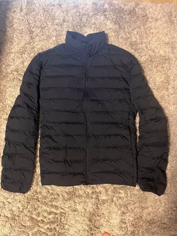 UNIQLO 울트라 라이트 다운 M 블랙