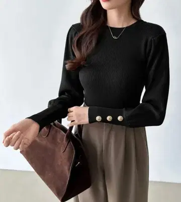 택 포함! COCOMOMO 골드 버튼 퍼프 슬리브 니트