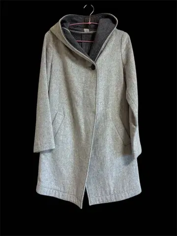 라이트 그레이 후드 부착 코트 Dee F lavor