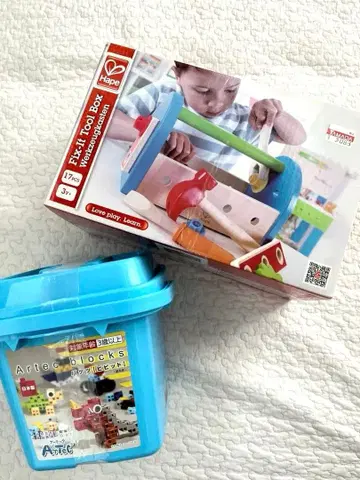 Artec 블록 완구와 Hape 공구 완구 2종 세트
