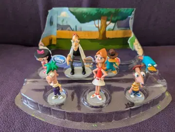 피니어스와 퍼브 피규어 세트 6개 DISNEYSTORE