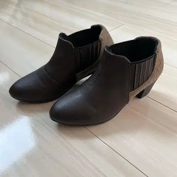 새상품급 올디워크 (22.5) 방수 숏부츠 사이드고어 브라운