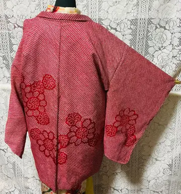 [ 중고 ] 총무늬 겉옷 꽃무늬 일부 교육용 실 부착