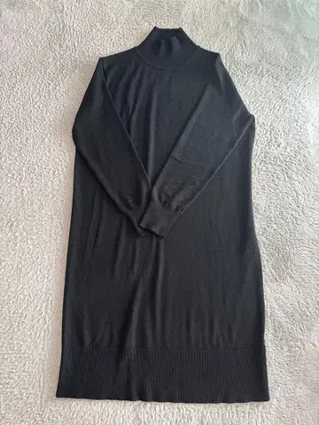 로페피크닉 니트 원피스 블랙 미사용