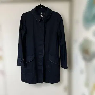 +J 네이비 코트 M 사이즈