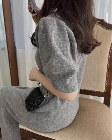 mieajunar 퍼프 슬리브 니트 원피스 그레이