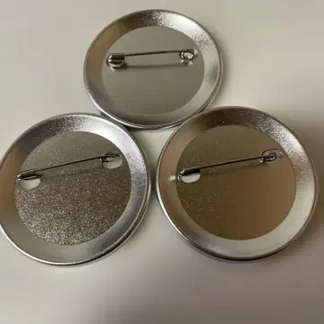 중고품 실버 핀 배지 3개 세트 13-553