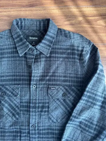 BRIXTON 브릭스톤 체크 무늬 긴팔 셔츠 블랙 그레이 계열