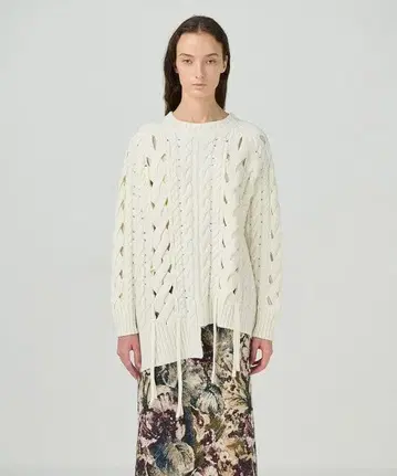 미사용 새상품 오버 케이블 니트