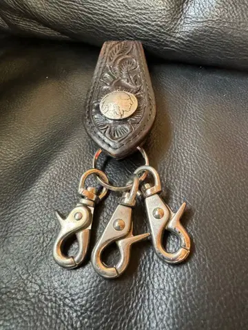 알즈니 카빙 조각 키링 지갑 로프