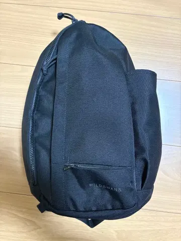 WILD SWANS 숄더백 체르비노