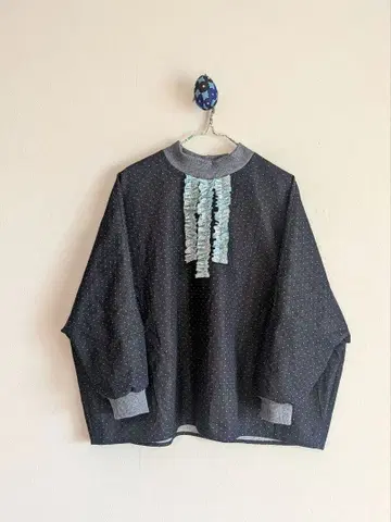 드롭 숄더 풀오버 핸드메이드