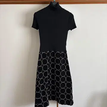 블랙 터틀넥 니트 원피스