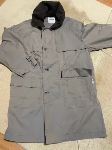 해리센센 옷깃 털 소재 후드 있음 코트