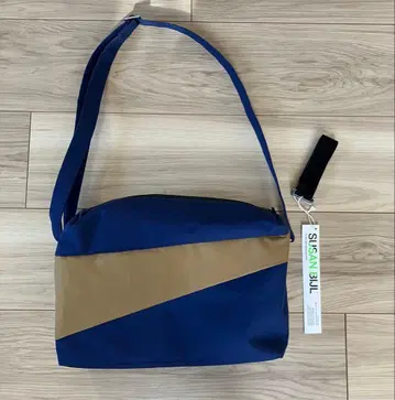 SUSAN BIJL 숄더백 네이비/베이지