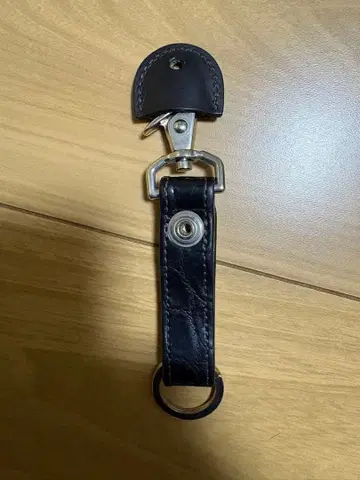 와일드 스완스 크로코 키링 블랑