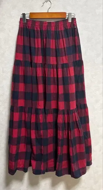 락 마운트 롱 개더 스커트