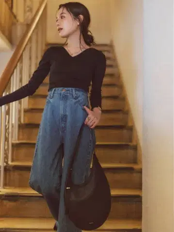 noble x laubeblanc 하트 넥 롱 T셔츠 블랙