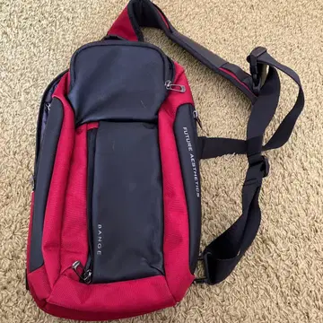 BANGE FUTURE AESTHETICS 슬링 백