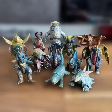 울트라맨 괴수 12체