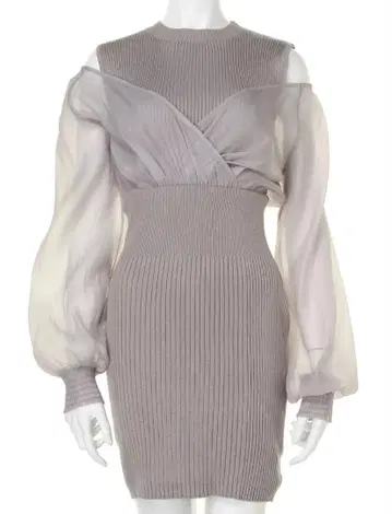 은은하게 비치는 시어 소재가 귀여운 원피스