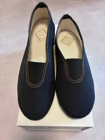 Via Gioia 발레 슈즈 블랙