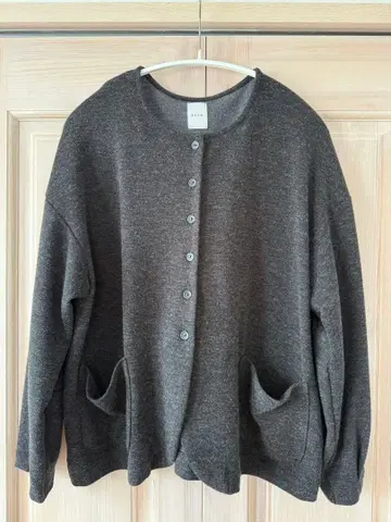 TANDEY 휴일과 시 가디건