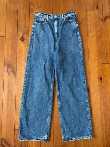 upper hights THE NIECE