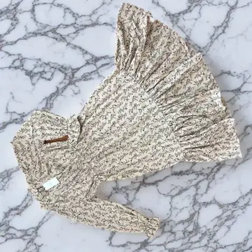 꽃무늬 플레어 슬리브 원피스(moussy)