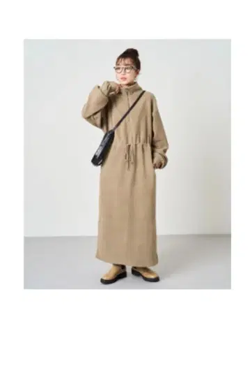 FREAK'S STORE 하프 지퍼 플리스 원피스