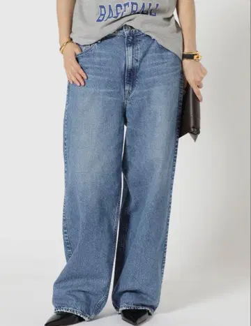 upper hights THE CHEEKY