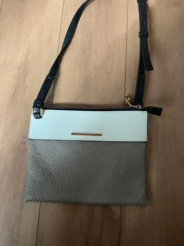 MARC JACOBS 화이트 x 베이지 숄더백 마크제이콥스